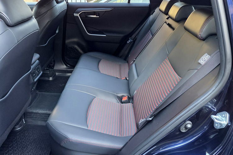 Toyota RAV-4 2, 5 Plug - In Hybrid 306 KM , SELECTION 4X4, Gwarancja fabryczna 11.2026 zdjęcie 13