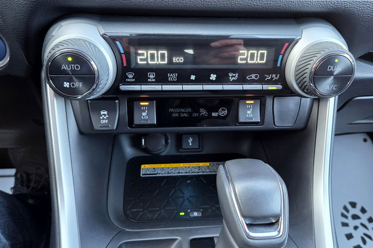 Toyota RAV-4 2, 5 Plug - In Hybrid 306 KM , SELECTION 4X4, Gwarancja fabryczna 11.2026 zdjęcie 25