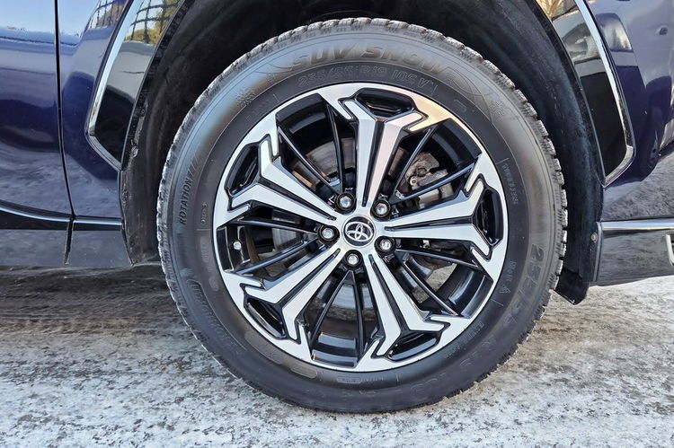 Toyota RAV-4 2, 5 Plug - In Hybrid 306 KM , SELECTION 4X4, Gwarancja fabryczna 11.2026 zdjęcie 35