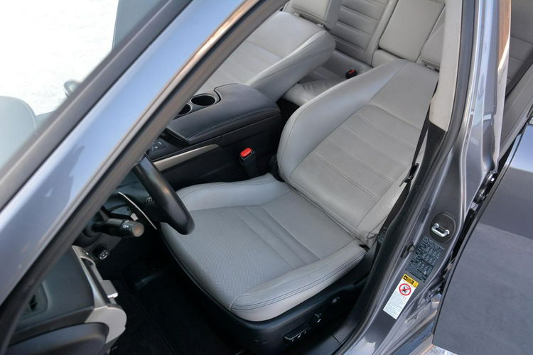 IS IS300H Duża Navi Skóry Wentyl. Kamera Ledy Xenon Alu17 Aso Lexus zdjęcie 19