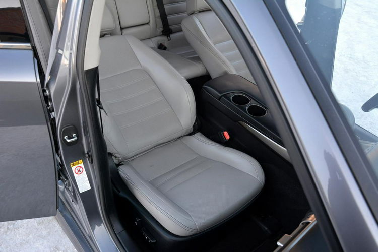 IS IS300H Duża Navi Skóry Wentyl. Kamera Ledy Xenon Alu17 Aso Lexus zdjęcie 20