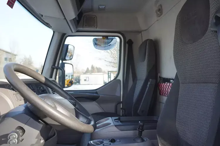 DAF LF 280 E6 / 99 tys. km / Kontener 18 EPAL zdjęcie 14