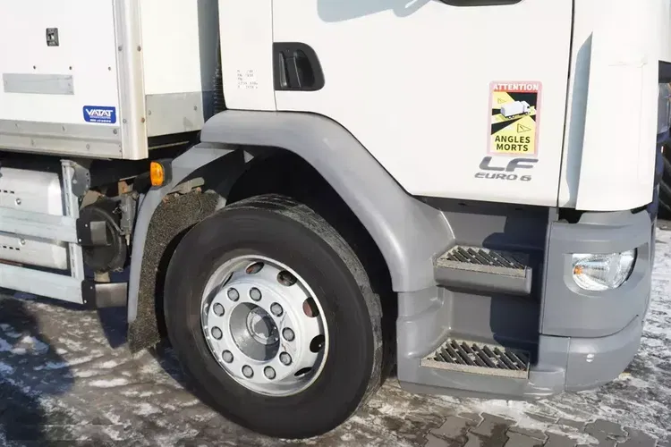 DAF LF 280 E6 / 99 tys. km / Kontener 18 EPAL zdjęcie 8