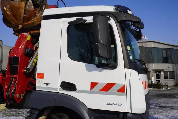 Mercedes Antos 3240 8x2 / HDS Tajfun L170Z3 / pilot / rotator / 3 osie skrętne zdjęcie 12