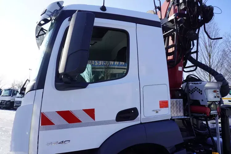 Mercedes Antos 3240 8x2 / HDS Tajfun L170Z3 / pilot / rotator / 3 osie skrętne zdjęcie 15