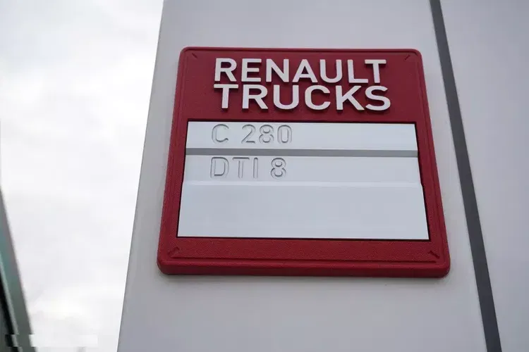 Renault C280 DTI 8 / HDS Fassi F135A.22 / Pilot / Rotator / Platforma 15 EPAL / 8 szt. zdjęcie 18