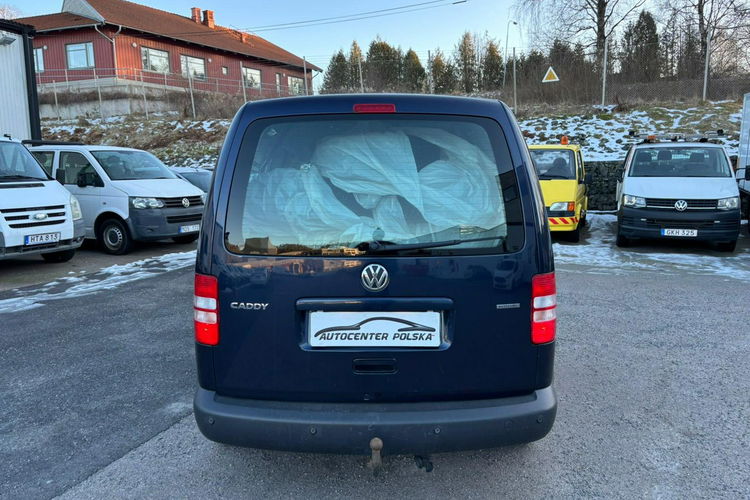 Volkswagen Caddy 2.0 MPI 109 KM 5 osobowy 2014 r cena export zdjęcie 4