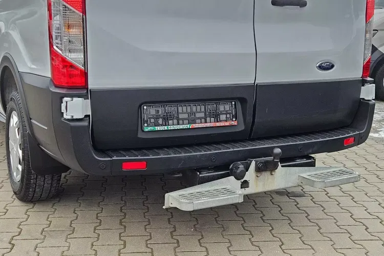 Ford transit L2H2 49900zł NETTO 2.0TdCi/170KM zdjęcie 13