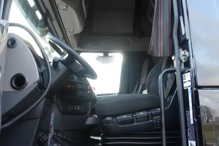 DAF XF 106.480 / EURO 6 / ZESTAW PRZEJAZDOWY / TANDEM / zdjęcie 60