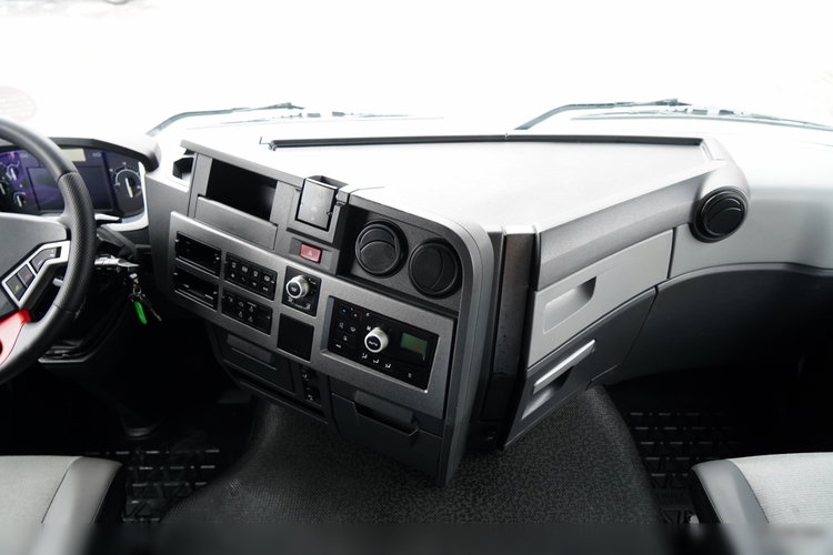 Renault T 430 / Pompa do płynów HYDRIVE / RETARDER / PEŁNY ADR / CAŁA NA PODUSZKACH zdjęcie 31