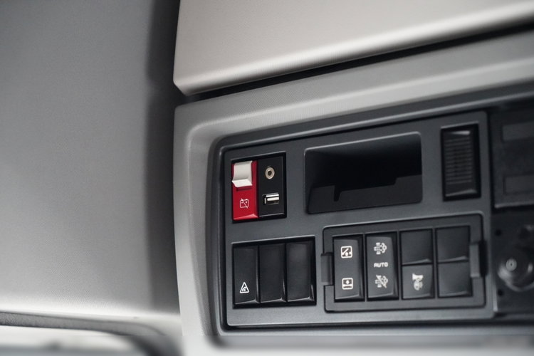 Renault T 430 / Pompa do płynów HYDRIVE / RETARDER / PEŁNY ADR / CAŁA NA PODUSZKACH zdjęcie 35