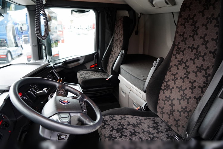 Scania S 500 / MEGA /  RETARDER / KLIMA POSTOJOWA / LOW DECK  zdjęcie 25