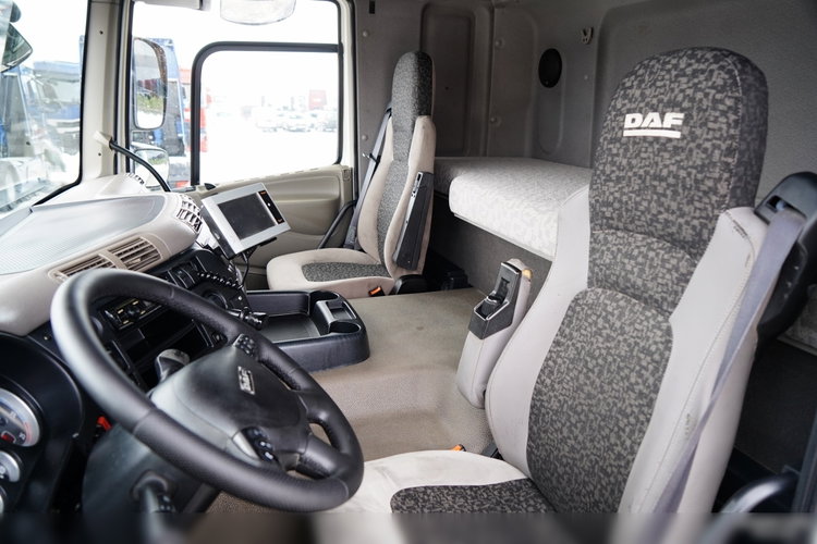 DAF CF 85.410 / HYDRAULIKA / NISKA KABINA  zdjęcie 24