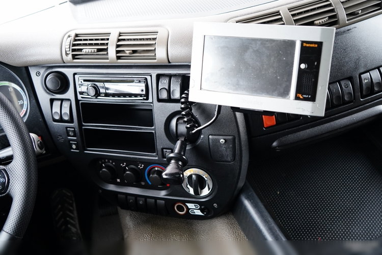 DAF CF 85.410 / HYDRAULIKA / NISKA KABINA  zdjęcie 29