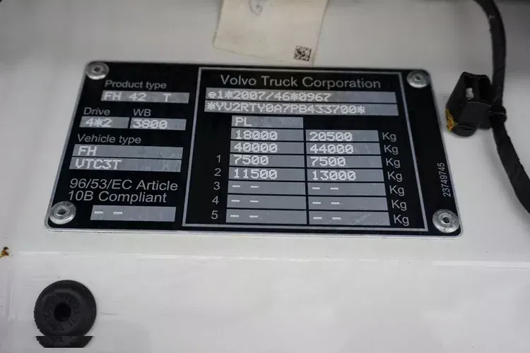 Volvo / FH / 460 / I – SAVE / XL / EURO 6 / ACC / I – COOL zdjęcie 11