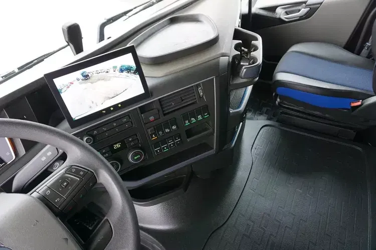 Volvo / FH / 460 / I – SAVE / XL / EURO 6 / ACC / I – COOL zdjęcie 35