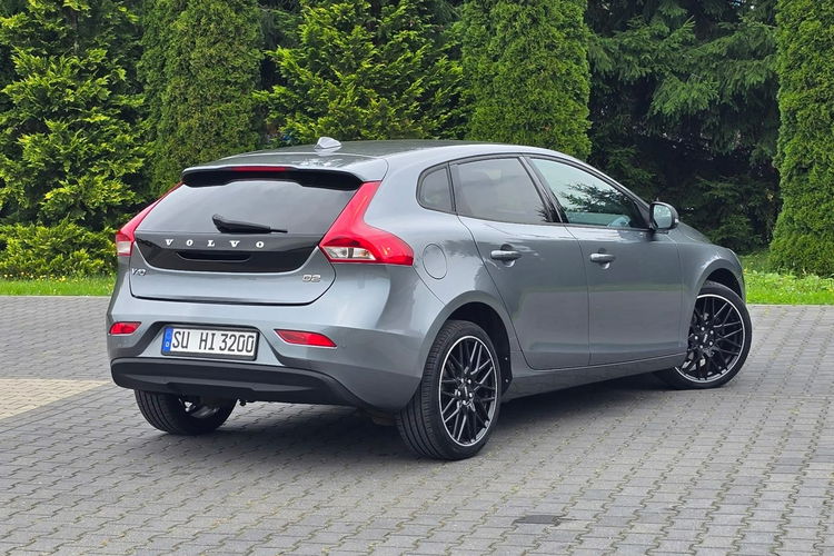 V40 Volvo V40 II 2.0 D2 Drive-E Summum zdjęcie 11