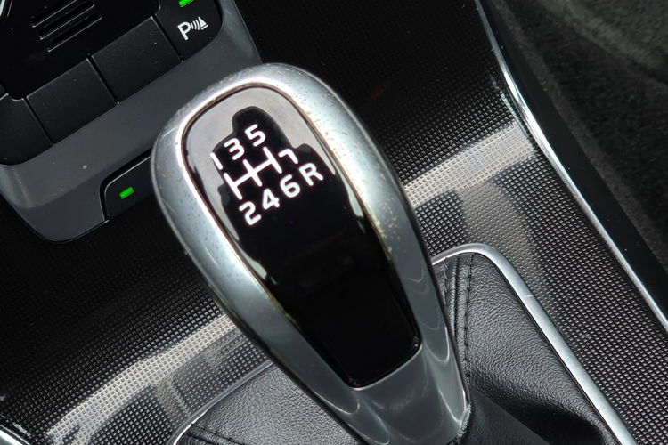 V40 Volvo V40 II 2.0 D2 Drive-E Summum zdjęcie 27
