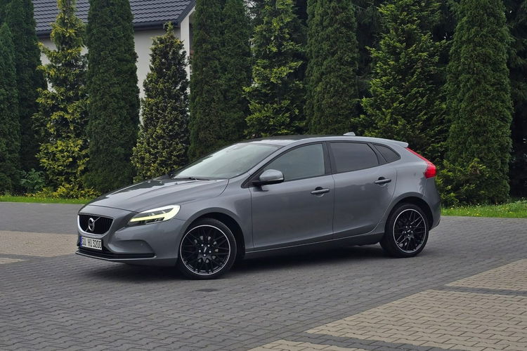 V40 Volvo V40 II 2.0 D2 Drive-E Summum zdjęcie 3