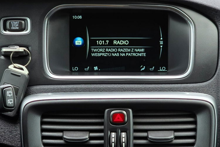 V40 Volvo V40 II 2.0 D2 Drive-E Summum zdjęcie 30