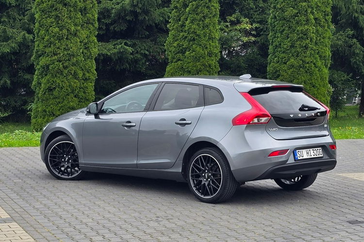 V40 Volvo V40 II 2.0 D2 Drive-E Summum zdjęcie 9