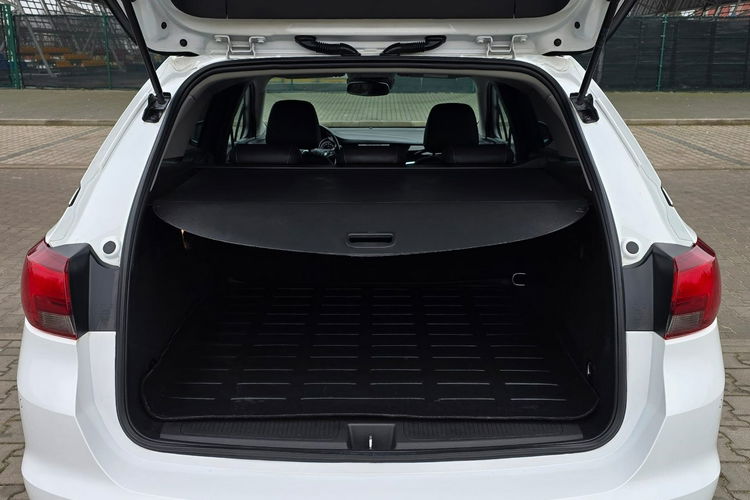 Astra Opel Astra K 1.4 Turbo Cosmo zdjęcie 21