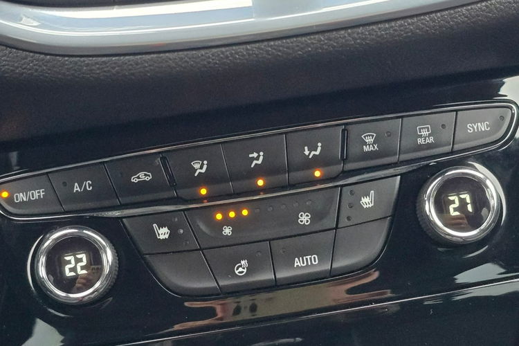 Astra Opel Astra K 1.4 Turbo Cosmo zdjęcie 28