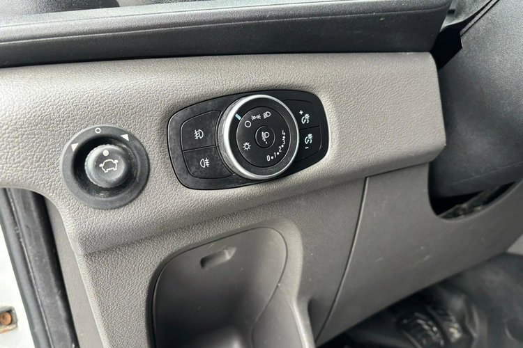 Ford Transit 2020 2.0 130KM L3H3 7 osobowy Brygadówka Klimatyzacja Tempomat zdjęcie 11