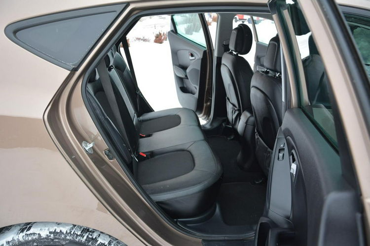 ix35 Lift Premium Ledy Navi Kamera Skóry Parktronic Alu 17 Aso Hyundai zdjęcie 16