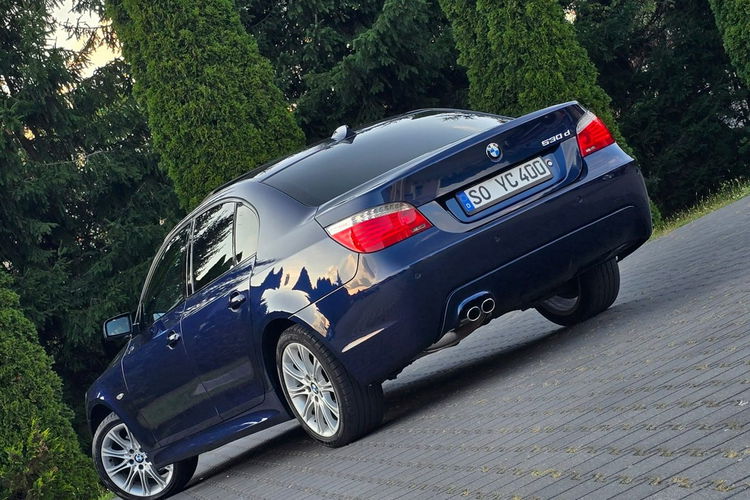 530 BMW Seria 5 E60/E61 3.0 530d Diesel Sport-Aut Edition Sport zdjęcie 16
