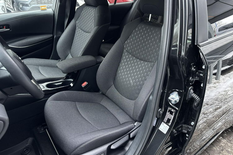 Toyota Corolla 1.8 HSD 140KM STYLE, salon Polska, gwarancja, FV23% zdjęcie 33