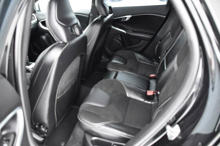 Volvo V40 2.0D2 R-Design Alcantara Led Navi Xenon Gwarancja zdjęcie 11