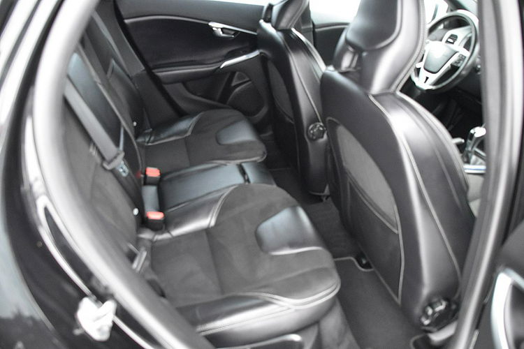 Volvo V40 2.0D2 R-Design Alcantara Led Navi Xenon Gwarancja zdjęcie 12