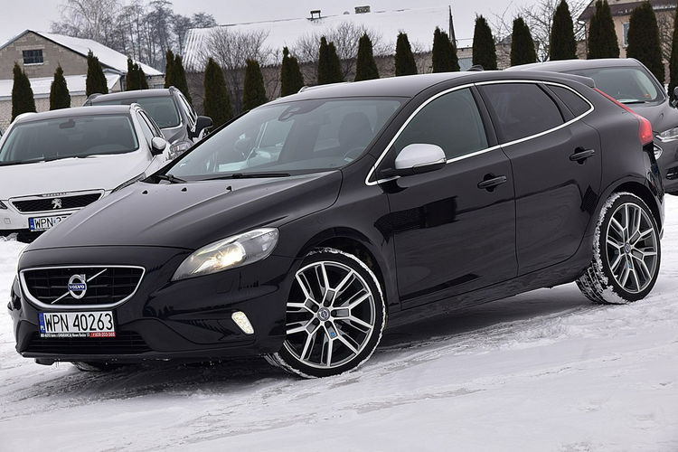 Volvo V40 2.0D2 R-Design Alcantara Led Navi Xenon Gwarancja zdjęcie 15