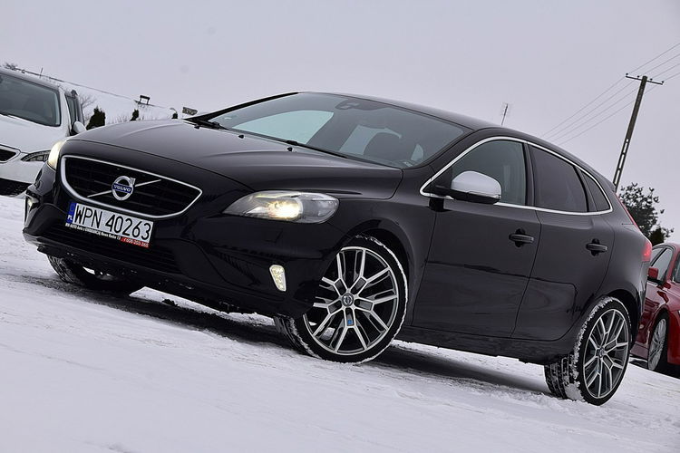 Volvo V40 2.0D2 R-Design Alcantara Led Navi Xenon Gwarancja zdjęcie 2