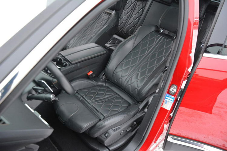 Peugeot 3008 GT-Line Grip Control Skóry Nappa Masaż RadarACC Ful led Panorama Focal zdjęcie 20
