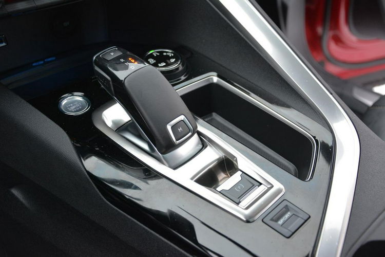 Peugeot 3008 GT-Line Grip Control Skóry Nappa Masaż RadarACC Ful led Panorama Focal zdjęcie 29