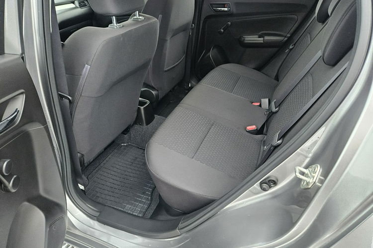 Suzuki Swift zdjęcie 16