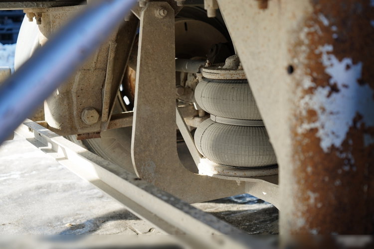 BENALU WYWROTKA / 23 m3 / ALUMINIOWA / OŚ PODNOSZONA / WAGA: 5 200 KG / zdjęcie 15