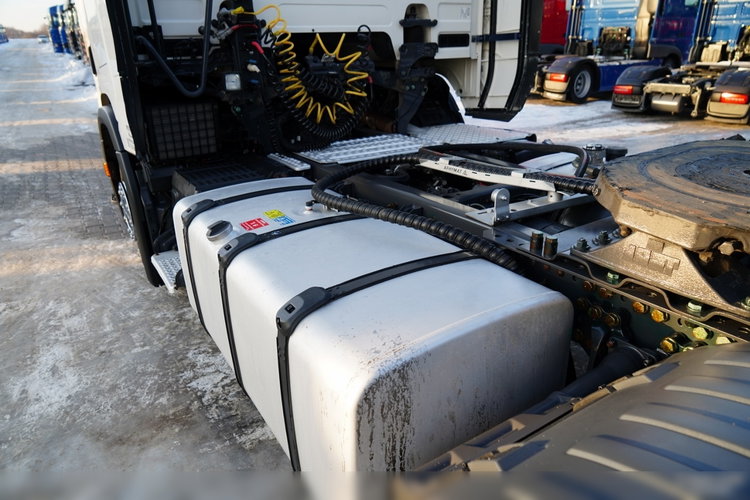 Scania R 450 / RETARDER / HYDRAULIKA / KLIMATYZACJA POSTOJOWA / OPONY 100%  zdjęcie 13