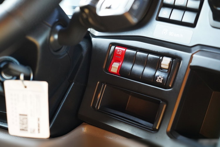 Scania R 450 / RETARDER / HYDRAULIKA / KLIMATYZACJA POSTOJOWA / OPONY 100%  zdjęcie 34