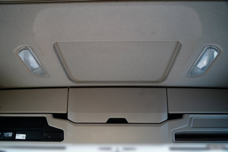 Scania R 450 / RETARDER / HYDRAULIKA / KLIMATYZACJA POSTOJOWA / OPONY 100%  zdjęcie 36