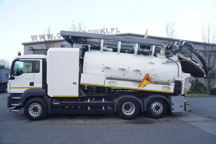 MAN TGM 26.340 / Zabudowa WUKO Rivard 11.8 m3 / 120 tys. km / oś skrętna zdjęcie 20