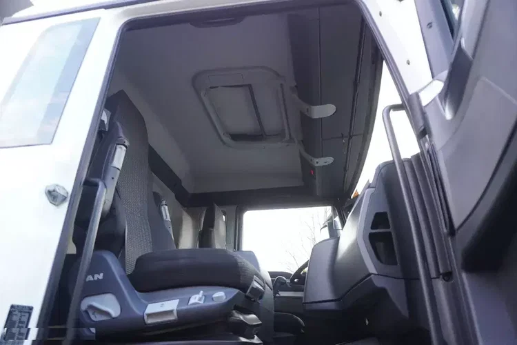 MAN TGM 26.340 / Zabudowa WUKO Rivard 11.8 m3 / 120 tys. km / oś skrętna zdjęcie 29