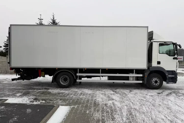 MAN TGM 15.250 CHŁODNIA zdjęcie 5