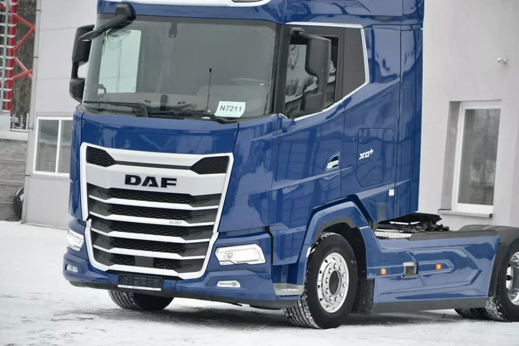 DAF XG+ 530 / ZF INTARDER / KLIMA POST. / FULL LED / ALUFELGI / NOWE TACHO zdjęcie 3