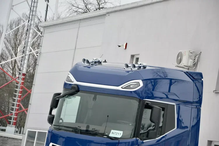 DAF XG+ 530 / ZF INTARDER / KLIMA POST. / FULL LED / ALUFELGI / NOWE TACHO zdjęcie 6