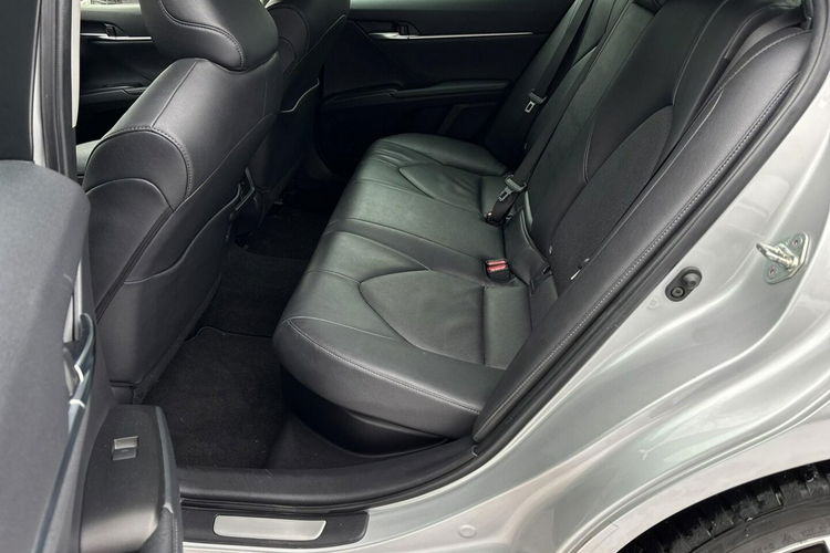 Toyota Camry 2.5 HSD 218KM EXECUTIVE, gwarancja, FV23% zdjęcie 12