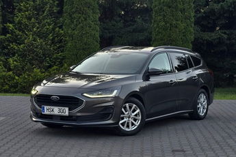 Ford Focus Ford Focus Mk4 1.0 EcoBoost Hybrid TITANIUM X
