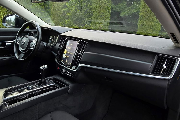 V90 Volvo V90 2.0 D3 Momentum Pro Diesel 150KM zdjęcie 26